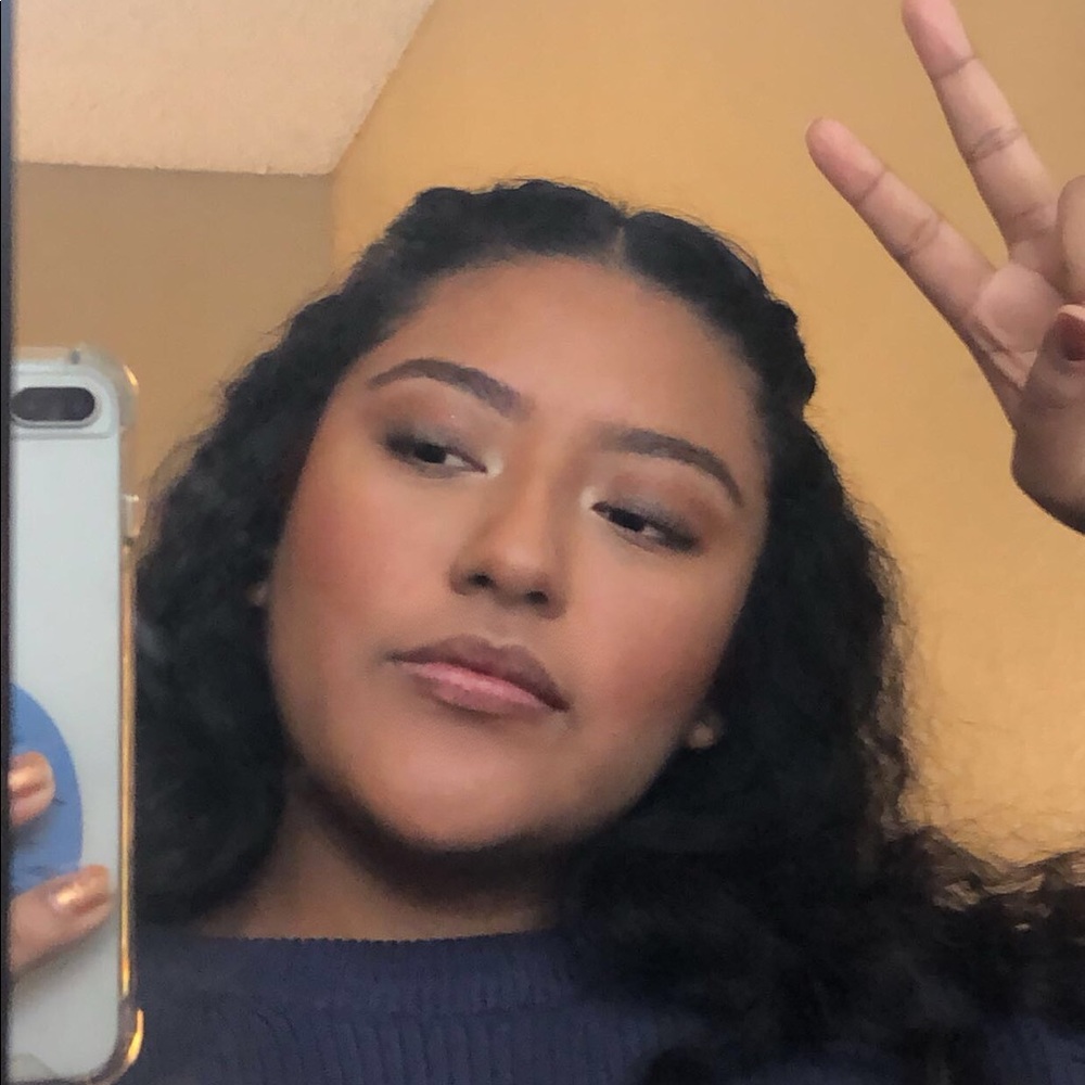 Meet your Posher, Sasha